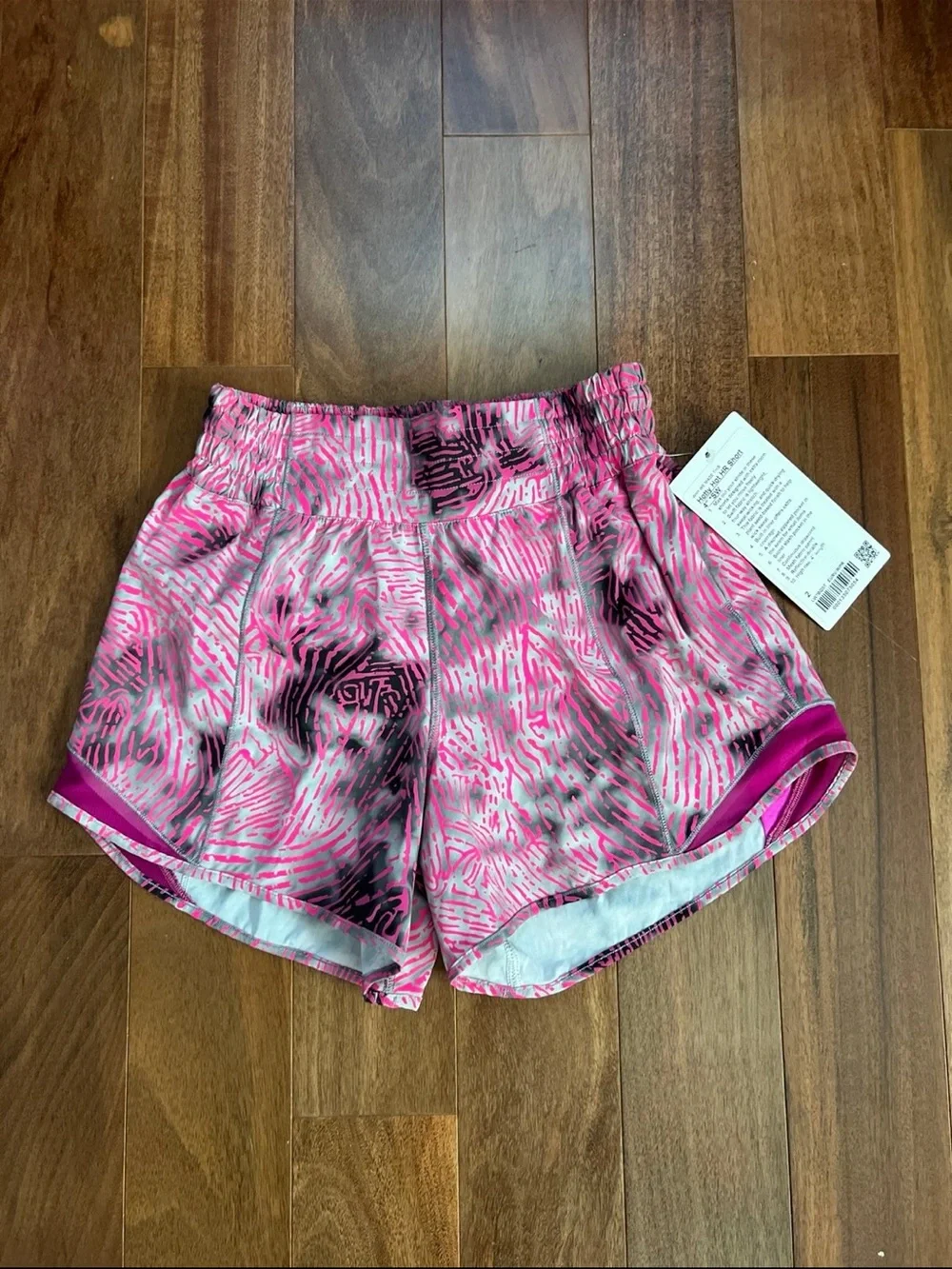 Hotty Hot Shorts NWT